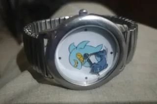 Reloj de pulsera novestel con dibujos animados