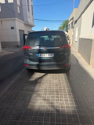 Opel Zafira Tourer 2015