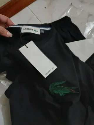 Conjunto T-shirt e Calções Homem L