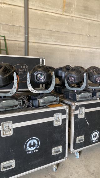 Cabezas moviles Coemar Ispot 575ib