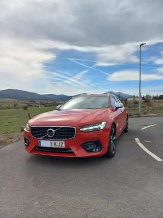 Volvo V90 D4 R-Desing