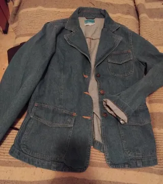 Cazadora tejana vaquera