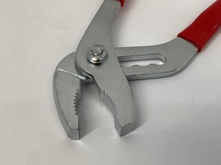 alicates pico de loro generico