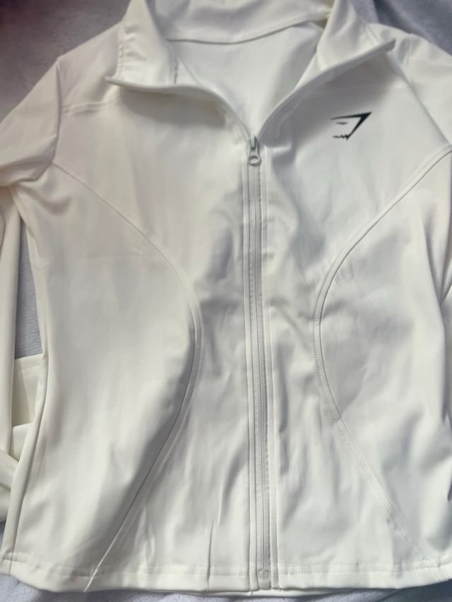 Chaqueta deportiva Gymshark blanca