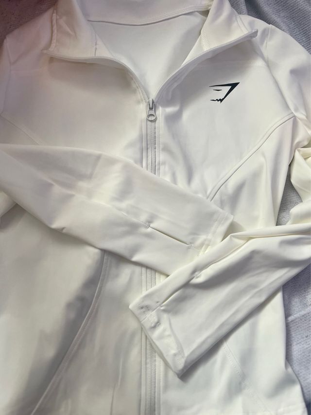 Chaqueta deportiva Gymshark blanca