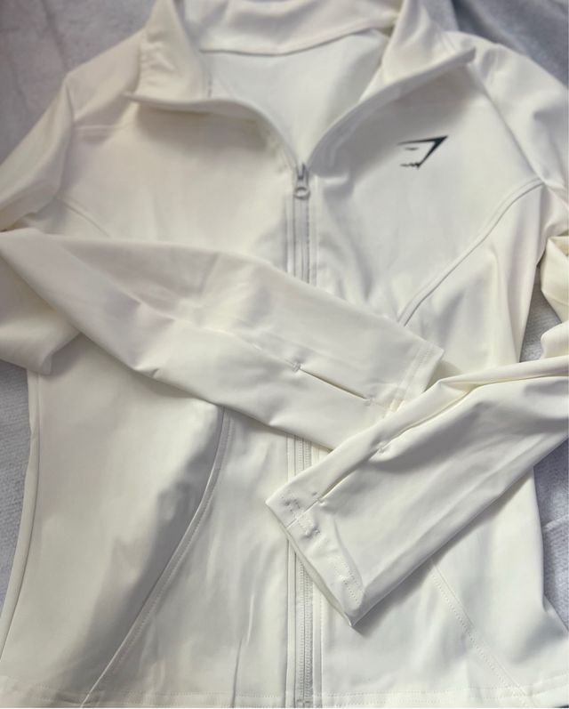 Chaqueta deportiva Gymshark blanca