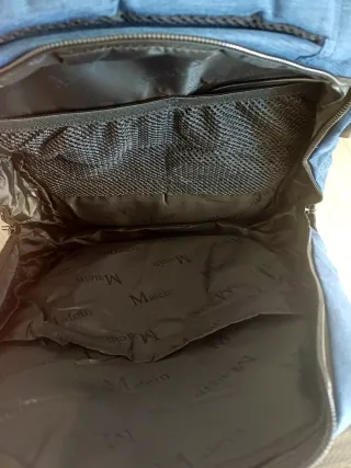 Mochila MATEIN azul con cargador USB