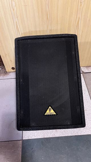 3 MONITORES BEHRIGER EUROLIVE F1520