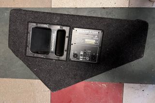 3 MONITORES BEHRIGER EUROLIVE F1520