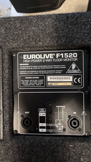 3 MONITORES BEHRIGER EUROLIVE F1520