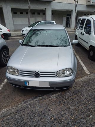 Volkswagen Golf 2000