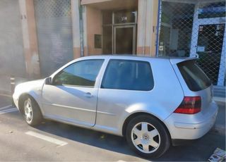 Volkswagen Golf 2000