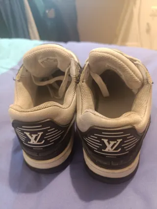 Zapatillas Louis Vuitton Blancas y Negras