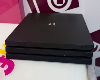 Consola PS4 Pro 1tb