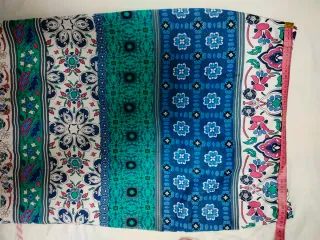 Falda y top estampado