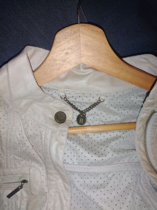Chaqueta beige primavera talla L