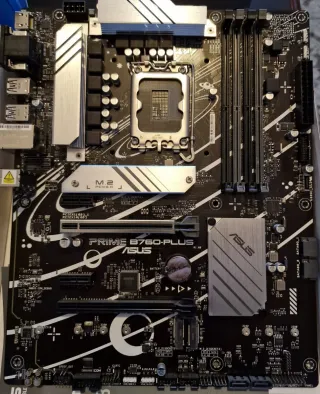 Placa Base ASUS B760-PLUS, CPU Intel i5-14400F