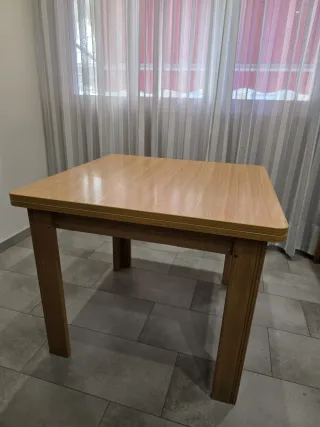 Mesa de comedor extensiblede
