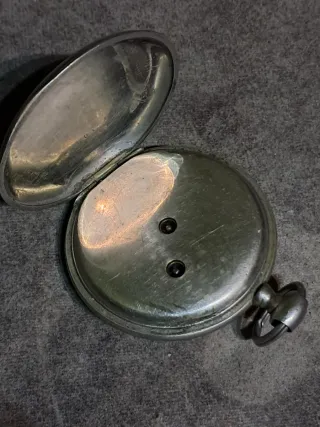 Reloj de bolsillo antiguo