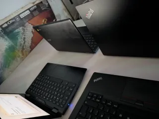 Lote 4 Portátiles Lenovo Negros
