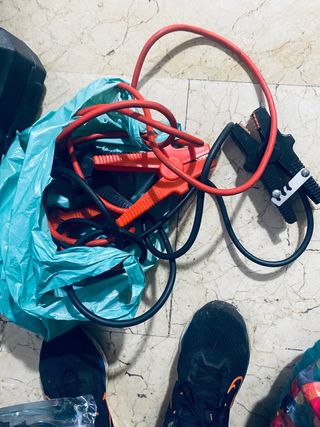 Pinzas de batería para coche