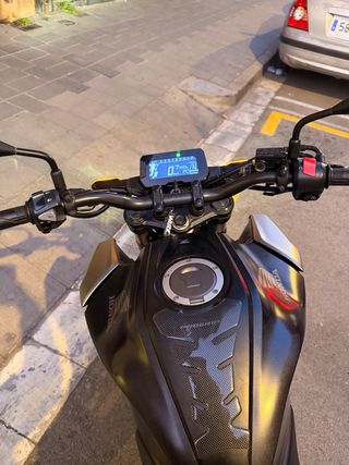 Honda CB 125R 2018 Negra/Plata