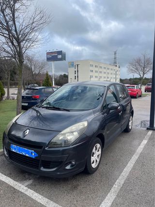 Renault Scenic 2012