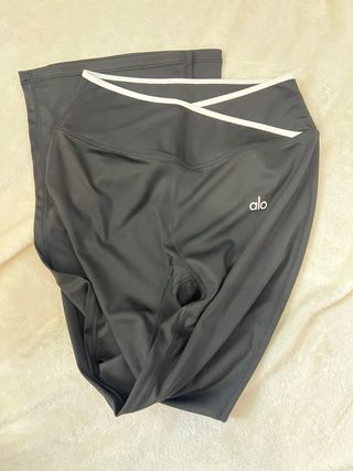 Alo Yoga Pantalones Acampanados Negros