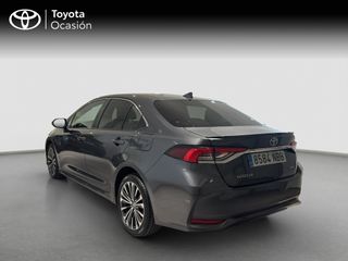 TOYOTA COROLLA SEDAN 1.8 HYBRID STYLE PLUS E-CVT 140 4P