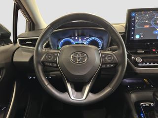 TOYOTA COROLLA SEDAN 1.8 HYBRID STYLE PLUS E-CVT 140 4P