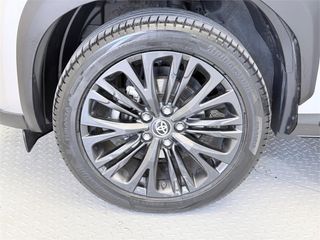 TOYOTA Yaris Cross 5 Puertas Adventure 120H e-CVT (AWD-i)