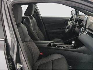TOYOTA Toyota C-HR 5P Advance 180H e-CVT