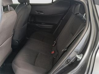 TOYOTA Toyota C-HR 5P Advance 180H e-CVT