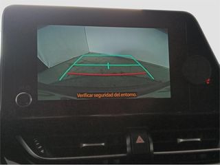 TOYOTA Toyota C-HR 5P Advance 180H e-CVT