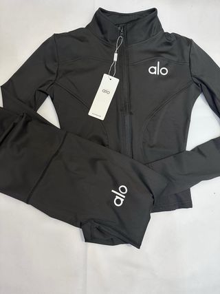 Conjunto Alo Yoga Chaqueta y Leggings Negro