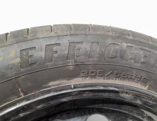 Neumático renault 403000027r megane 1.6 dci 106572