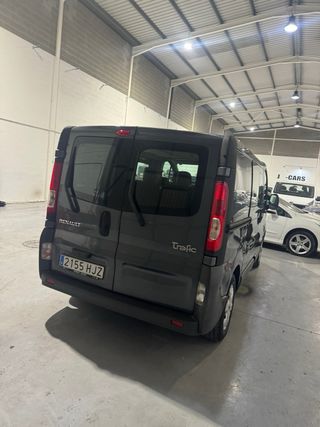 Renault Trafic 2012