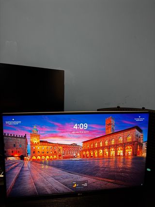 LG 27” 4K IPS UltraHD HDR Monitor 3840x2160 HDMI