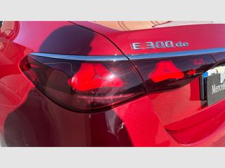Mercedes Benz Clase E E 300 de con tecnología hibrida EQ