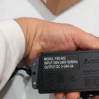 Fuente de Alimentación Regulable YSD-602