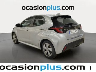 Toyota Yaris 120H Active Plus 85 kW (116 CV)