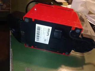 Macchina Caffè Krups Rossa.