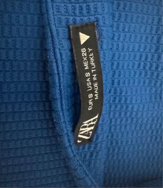 Top Zara azul