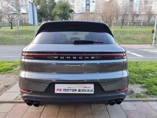 PORSCHE Cayenne S E-Hybrid