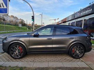 PORSCHE Cayenne S E-Hybrid