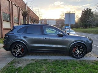 PORSCHE Cayenne S E-Hybrid