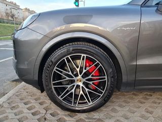 PORSCHE Cayenne S E-Hybrid