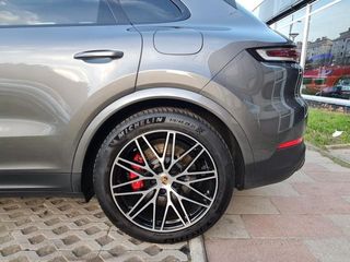 PORSCHE Cayenne S E-Hybrid