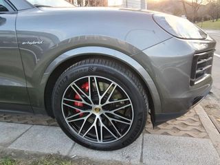 PORSCHE Cayenne S E-Hybrid