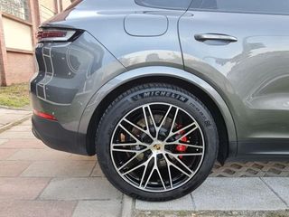 PORSCHE Cayenne S E-Hybrid